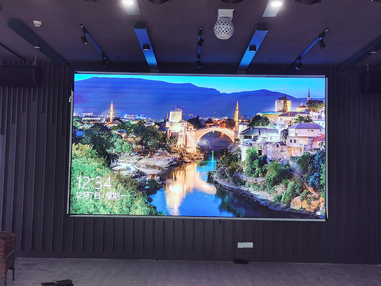 p2.5室內(nèi)會(huì)議顯示屏